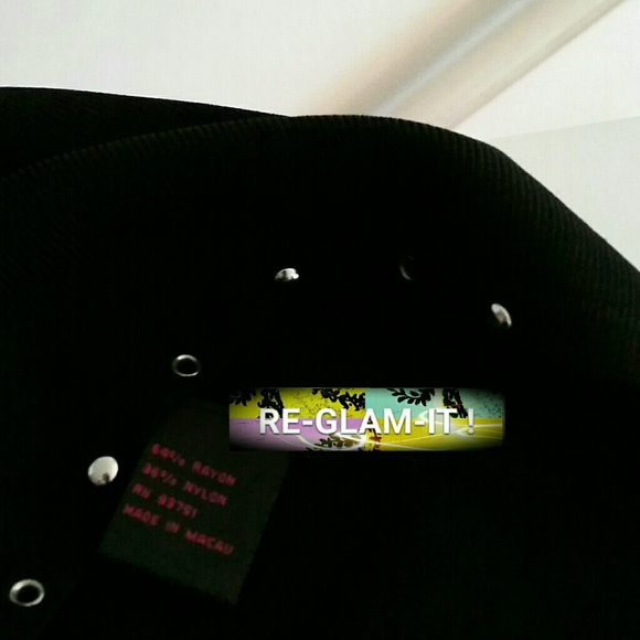 COLOUR WORKS..BEAUTIFUL STUDS TOP - Picture 7 of 7